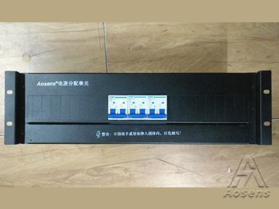 定制3U機(jī)架式配電單元正泰2P空開 導(dǎo)軌式五孔電源插座輸出